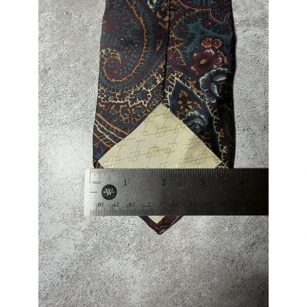 Pierre Balmain Italian Silk Tie Mens OS Purple Paisley Necktie X-Long Vintage